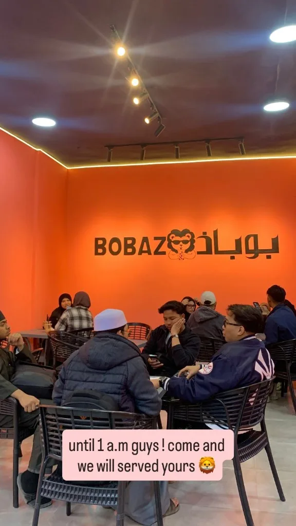 Bobaz open until 1 AM